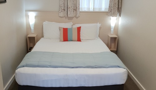 One Bedroom with Courtyard