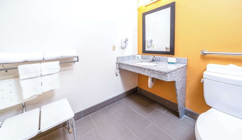 Habitación, 1 cama de matrimonio grande, accesible para personas con discapacidad, no fumadores