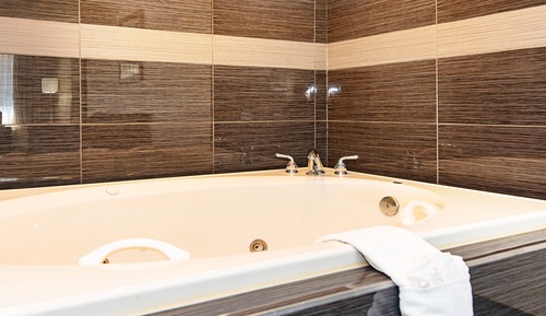 Suite, 1 cama de matrimonio grande con sofá cama, no fumadores, bañera de hidromasaje