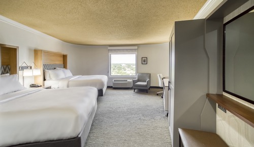 Habitación estándar, 2 camas de matrimonio, vistas a la ciudad