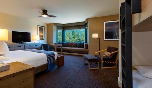 Suite familiar, 1 cama de matrimonio grande (with built-in Twin bunk beds)