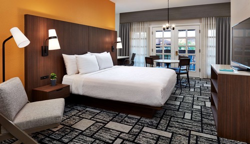 Suite, 1 cama de matrimonio grande, no fumadores (Living Room;with Sofabed)