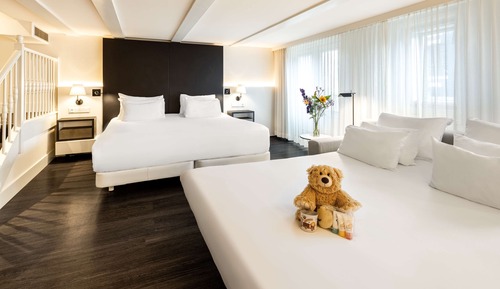 Habitación familiar (2 adults + 2 children)