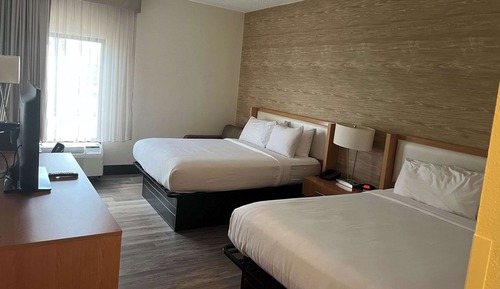 Habitación estándar, 2 camas de matrimonio, no fumadores
