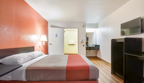 Habitación Deluxe, 1 cama de matrimonio, fumadores, frigorífico y microondas