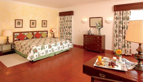 Habitación Grand con 1 cama doble o 2 individuales (Classic)