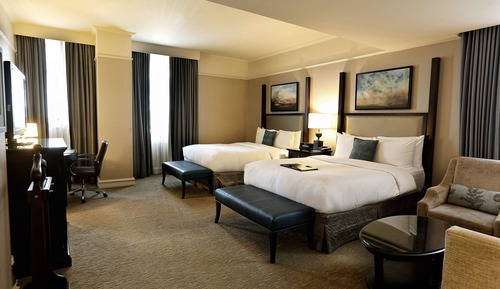 Fairmont Gold, Suite junior, 2 camas de matrimonio, no fumadores