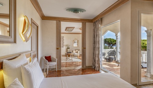 Suite (Riviera)