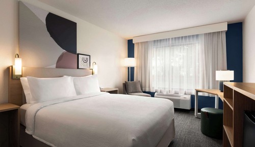 Room, 1 Queen Bed, Accessible, Bathtub (Mobility)