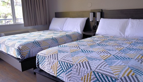 Habitación estándar, 2 camas de matrimonio, accesible para personas con discapacidad, no fumadores