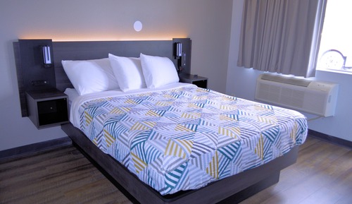 Habitación estándar, 1 cama de matrimonio grande, accesible para personas con discapacidad