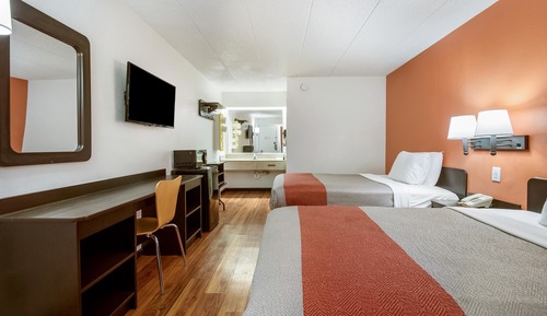 Habitación estándar, 2 camas dobles, fumadores
