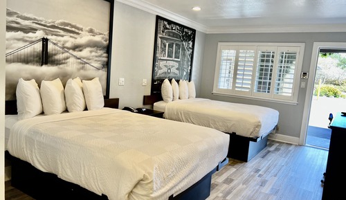 Habitación básica, 2 camas de matrimonio