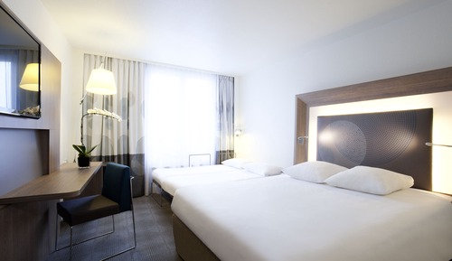 Habitación doble superior, 1 cama de matrimonio con sofá cama