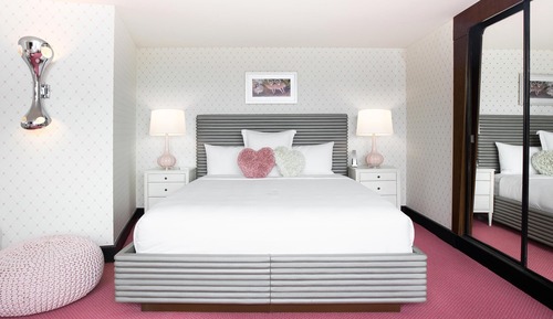 Suite (Rose)