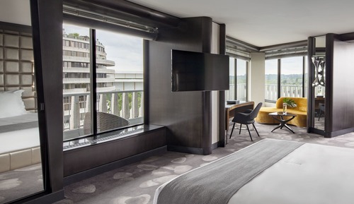 Suite (Ambassador)