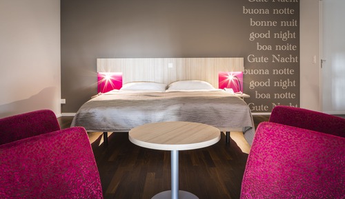 Apartamento Business, 1 habitación, cocina, en edificio anexo