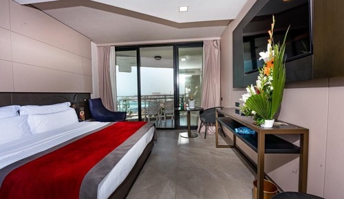 Habitación Deluxe, 1 cama de matrimonio grande (De luxe room with King bed)