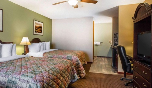 Habitación estándar, 2 camas de matrimonio, fumadores