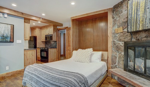 Estudio (with Murphy Bed)