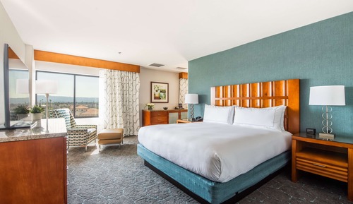 Suite, 1 cama de matrimonio grande, no fumadores, balcón