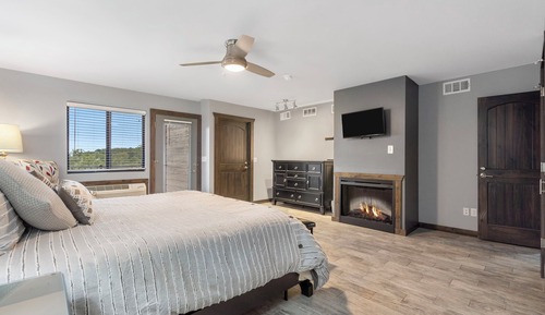 2 Bedroom Condo #1205