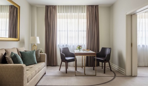 Suite Premium (Extra Bed 2 Ad + 1 Ch)