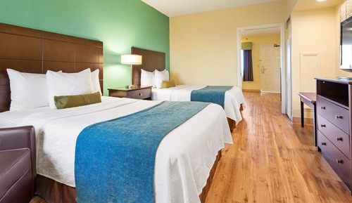 Suite, 2 camas dobles, accesible para personas con discapacidad, bañera (with Sofabed)