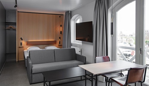 Estudio familiar, 1 cama de matrimonio grande, no fumadores