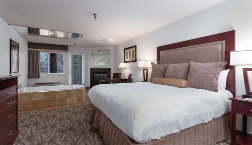 Suite Deluxe, 1 cama de matrimonio grande, bañera de hidromasaje, vistas al río