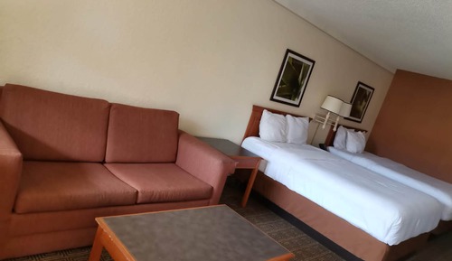 Junior Suite, 2 Queen Beds, Non Smoking