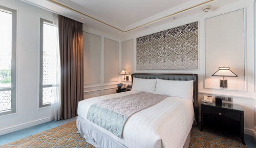 Habitación clásica, 1 cama de matrimonio grande, vistas a la ciudad, en esquina