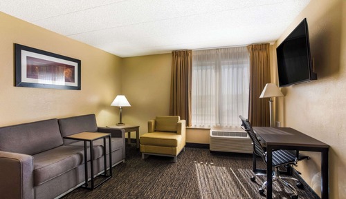 Suite, no fumadores (2 Double beds and 2 Person Sofa bed)