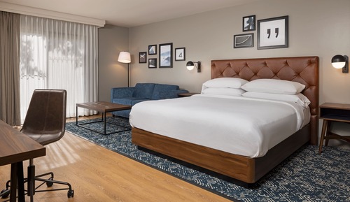 Habitación Deluxe, 1 cama de matrimonio grande con sofá cama, patio