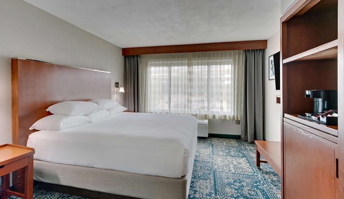 Suite, 1 cama de matrimonio grande con sofá cama (2 Rooms, Tub, Upper Floor)