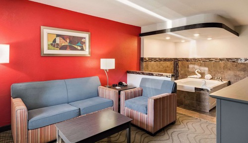 Suite, 1 cama de matrimonio grande con sofá cama, no fumadores, bañera de hidromasaje