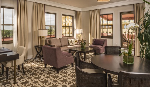 Suite, 4 habitaciones, balcón (Estate View)