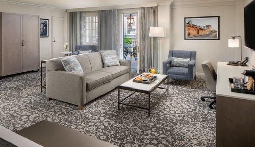 Junior Suite, Bourbon Street View, 1 King Bed, Balcony