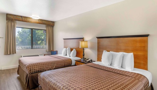 Habitación estándar, 2 camas de matrimonio, no fumadores