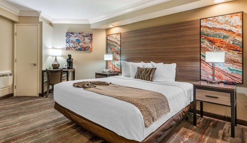 Suite, 1 cama de matrimonio grande, no fumadores, bañera de hidromasaje (with Sofabed)