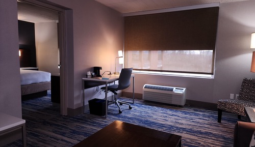 Suite, 1 cama de matrimonio grande, no fumadores, frigorífico (Separate Living Room;with Sofabed)