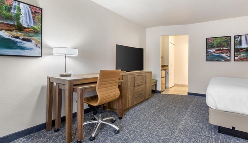 Suite, 1 cama de matrimonio grande, no fumadores, frigorífico y microondas (Pet Friendly)