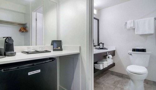 Habitación estándar, 2 camas de matrimonio, balcón