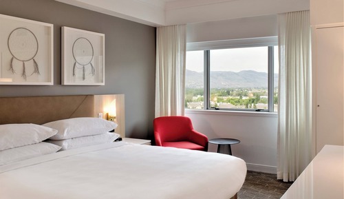 Habitación, 1 cama de matrimonio grande, vistas a la ciudad
