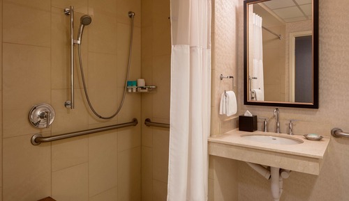 Habitación, 2 camas dobles, accesible para personas con discapacidad (SHOWER)