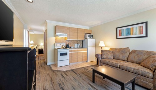Suite, 1 cama de matrimonio, no fumadores, cocina (with Sofabed, Full Kitchen)