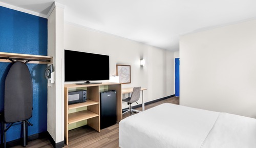 Habitación, 1 cama de matrimonio (Mobility & Hearing, Roll-in Shower)