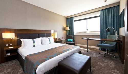 Suite, 2 habitaciones (1 King & 2 Single Beds)