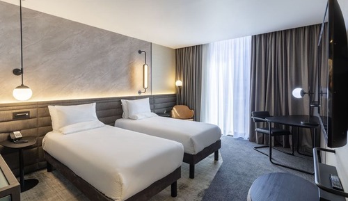 Habitación superior (2 single beds and sofa)