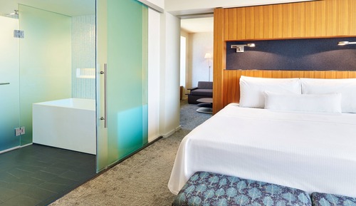 Suite Deluxe, 1 cama doble, no fumadores, en esquina